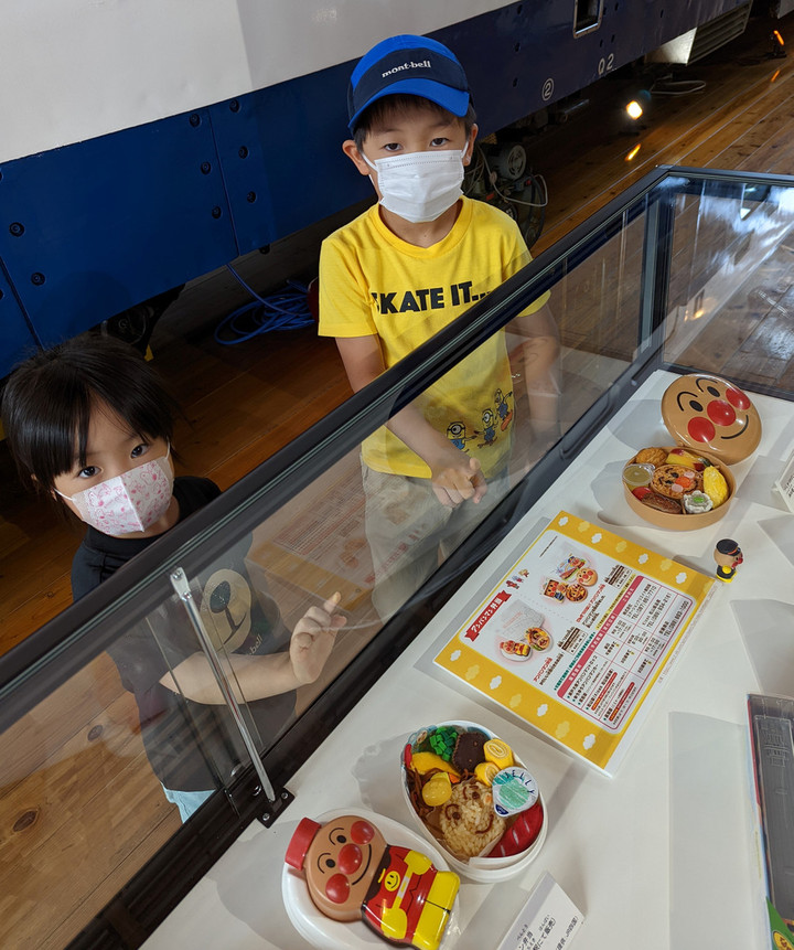 大好き西条 観光ブログ 鉄道歴史パーク In Saijo 愛媛県西条市 アンパンマン列車模型展 開催中