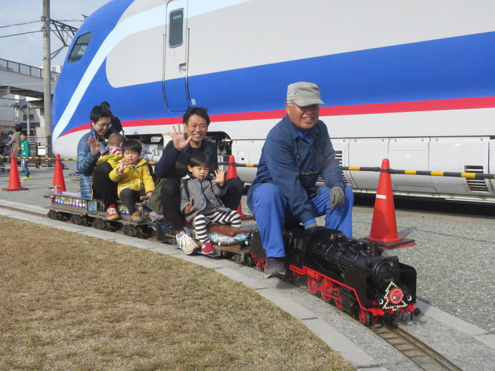 お知らせ｜鉄道歴史パーク in SAIJO【愛媛県西条市】 : 6/16(日) ミニSLミニ乗車会「芝くるり」開催！